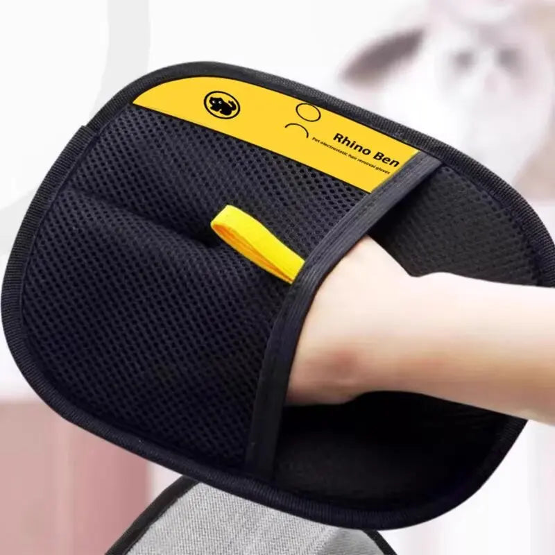 Deshedding Grooming Glove